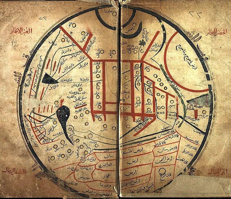 The colored circular world map preserved in the manuscript of Dīwān Lughāt al-Turk.